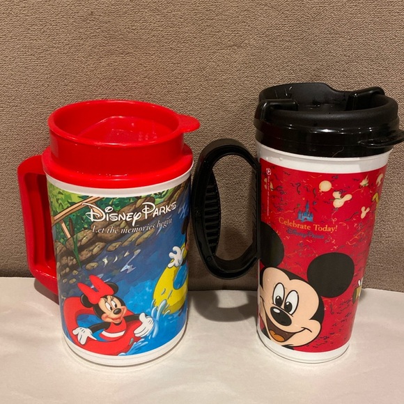 2 cups -WDW Let the Memories Begin" & Black Lid & Handle - Mickey Minnie Pluto - Picture 1 of 7